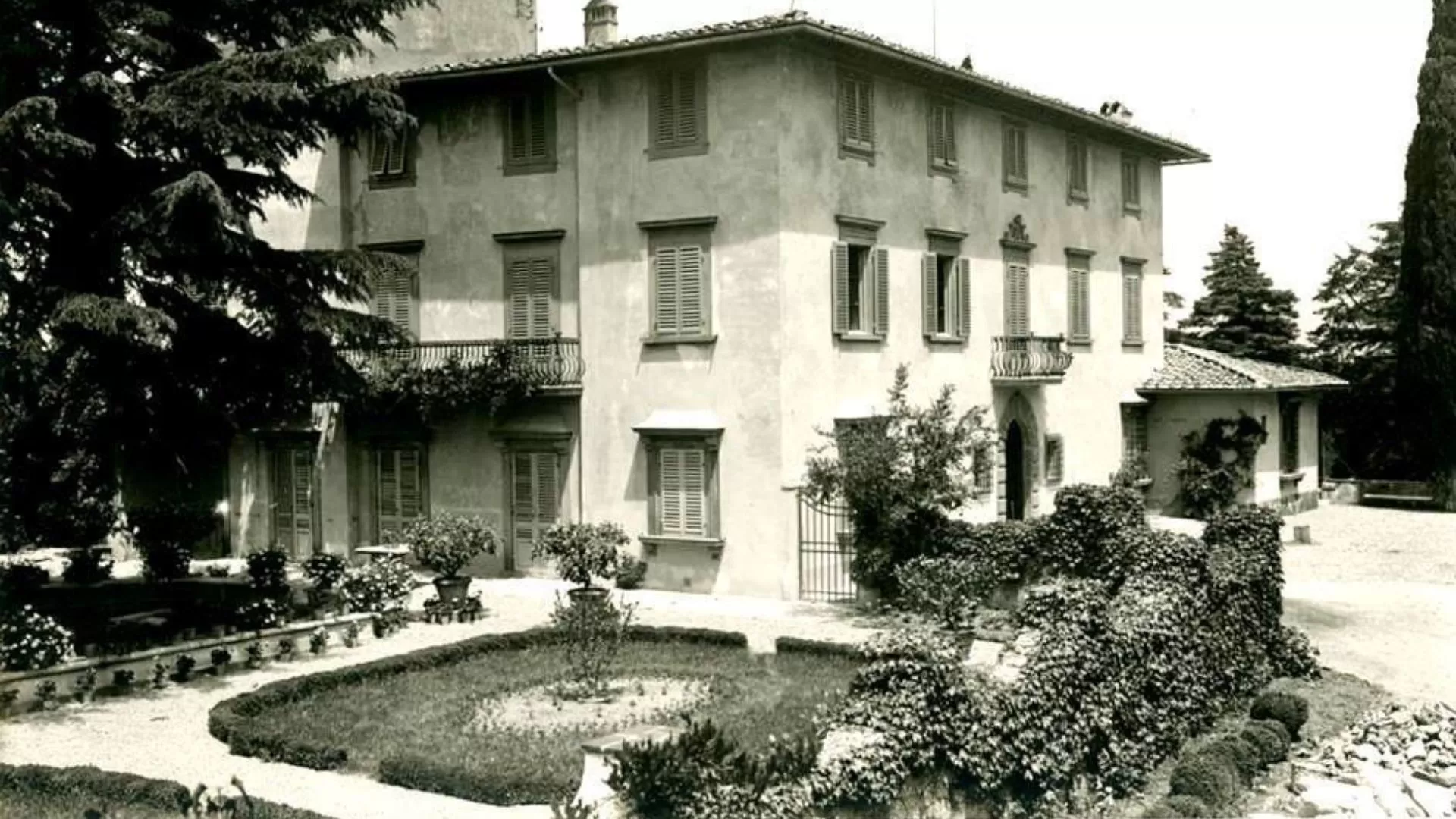 Villa Giramente in una immagine degli anni 30 del Novecento