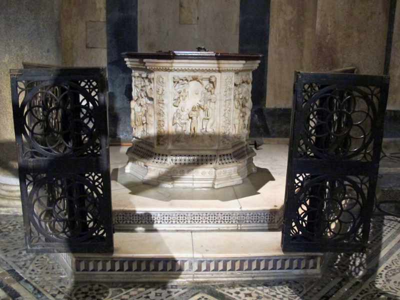 Battistero di San Giovanni a Firenze e il Fonte Battesimale oggi